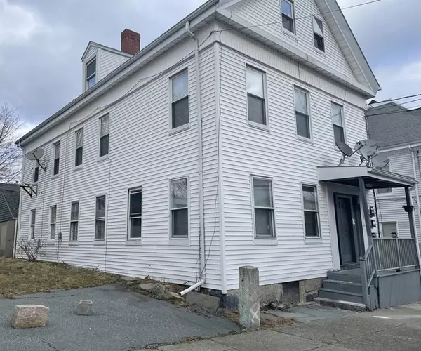 57 Merrimac St, New Bedford, MA 02740