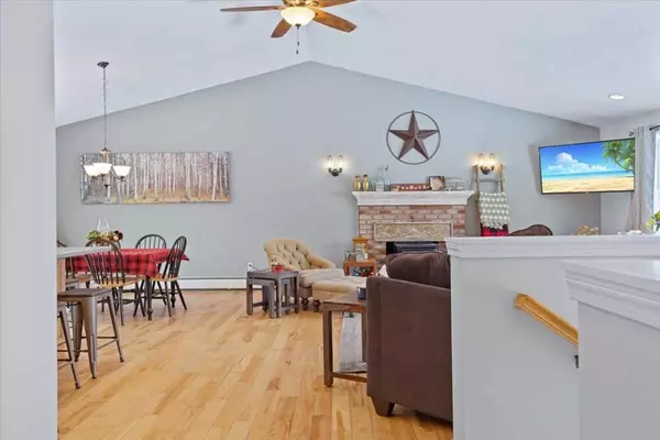North Brookfield, MA 01535,33 Donovan Rd