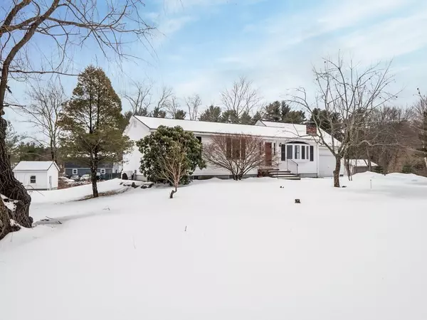 2 Cummings Rd, Tyngsborough, MA 01879