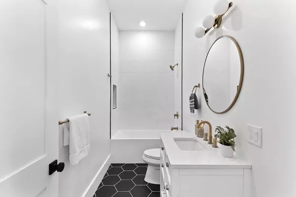 Somerville, MA 02145,32 Murdock #3