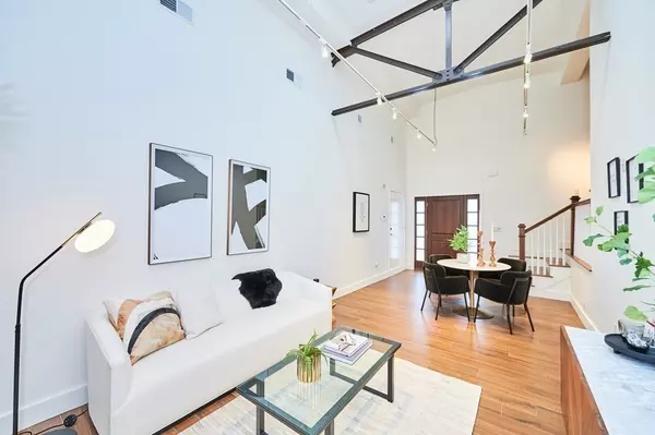 Brookline, MA 02445,44 White Place