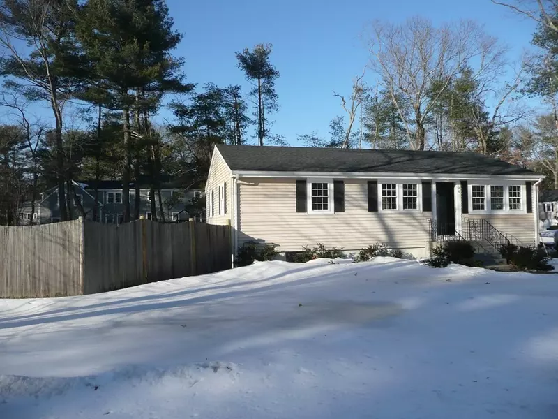 98 Hall Drive, Norwell, MA 02061