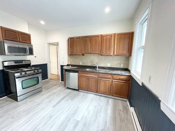 72 Roseclair #2, Boston, MA 02125