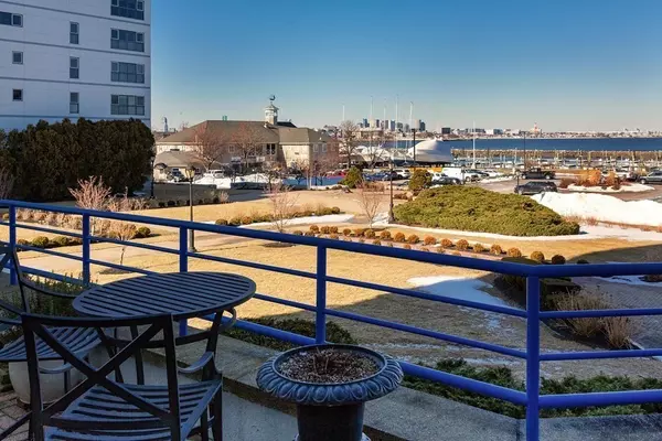 1001 Marina Dr #101, Quincy, MA 02171