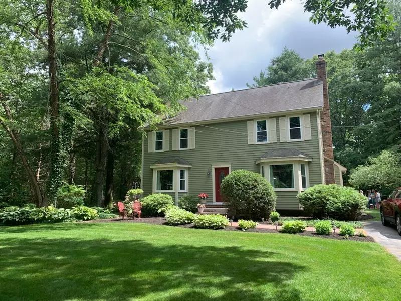 3 Haynes Rd, Plainville, MA 02762
