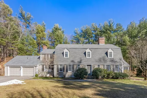 109 Deer Path Ln, Weston, MA 02493