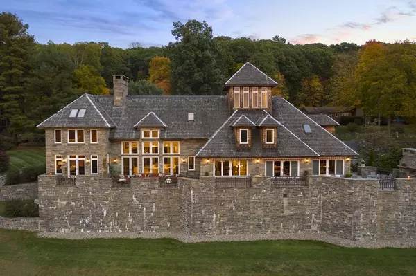 655 Ridge Rd, Wilbraham, MA 01095