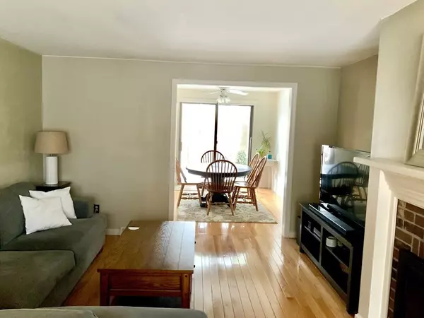 Agawam, MA 01001,4 Mansion Woods #E