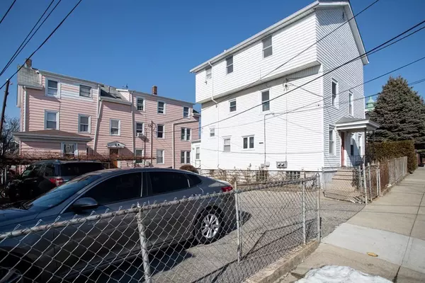 84-88 Orange St, Fall River, MA 02720