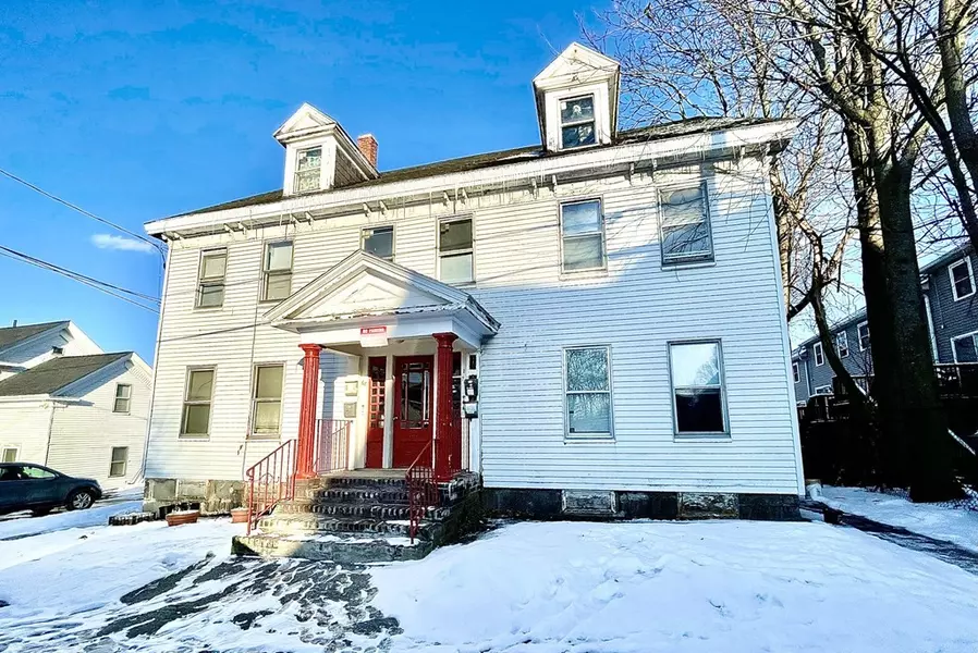 68 Smith St., Lowell, MA 01851