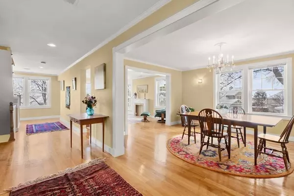 Brookline, MA 02445,21 Colbourne Crescent #2