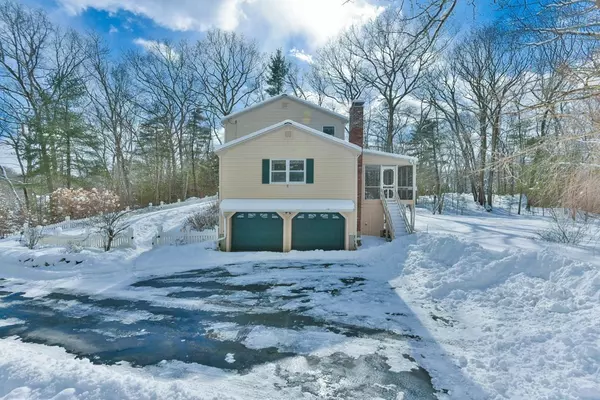 Upton, MA 01568,133 Chestnut St.