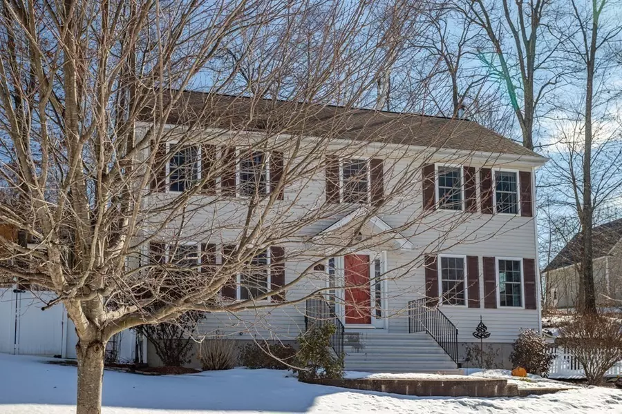 28 Brendan Rd, Clinton, MA 01510