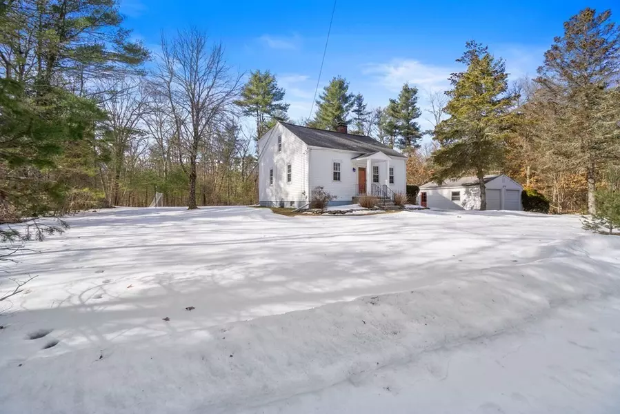 64 Freeman St, Norton, MA 02766