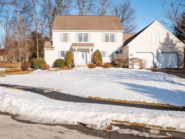 4 Silver Spruce Circle,  Worcester,  MA 01609