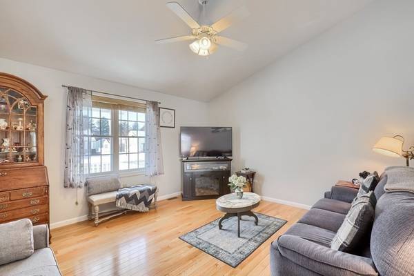 East Bridgewater, MA 02333,29 Carina Way