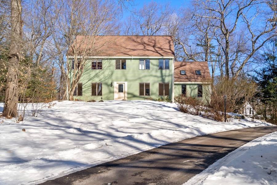 21 High Oaks Path, Groton, MA 01450