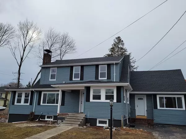 3 Chapin Cir, Randolph, MA 02368