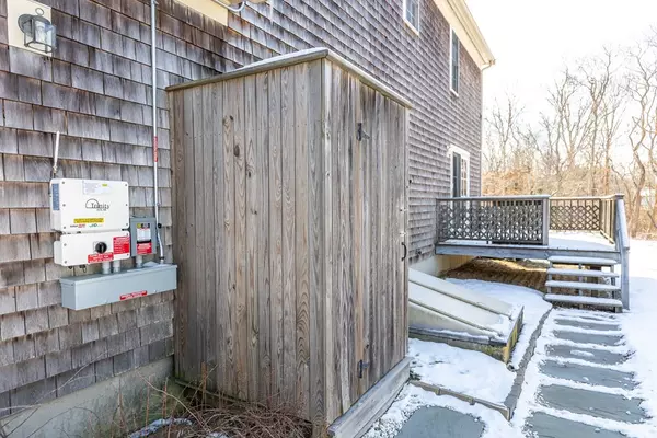 Eastham, MA 02642,35 Old Farm Ln