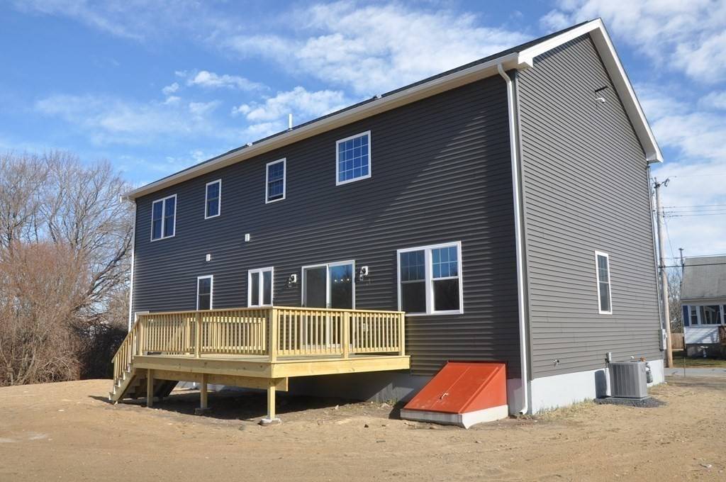 Dartmouth, MA 02748,118 Prospect St