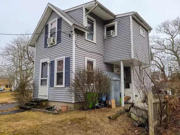 4 Baptiste Ave, Wareham, MA 02571