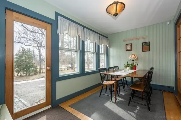 Mendon, MA 01756,59 North Ave