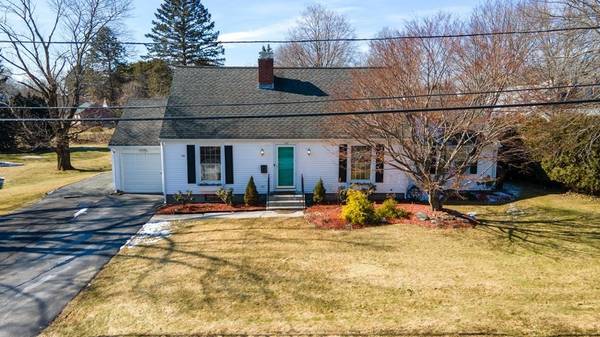 112 Elmwood St, Auburn, MA 01501