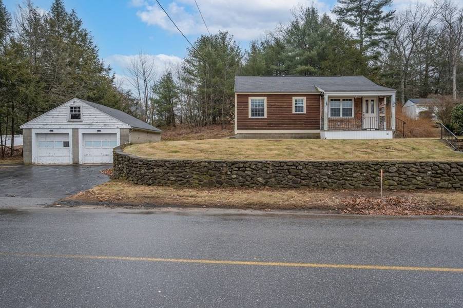 46 New Boston Rd, Sturbridge, MA 01566