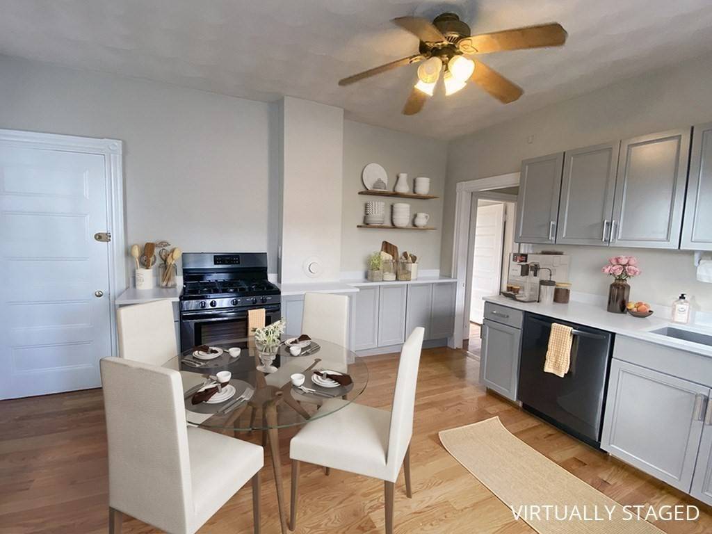 Boston, MA 02128,17 Breed Street #3