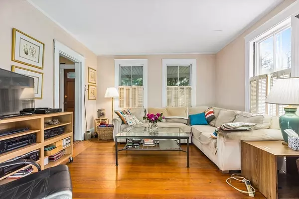 Newton, MA 02461,951 Walnut Street