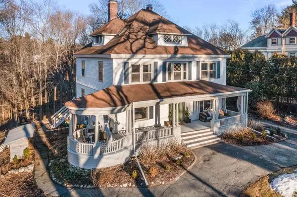 Southborough, MA 01772,10 Latisquama Rd