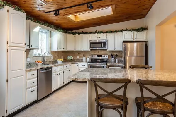 Ashland, MA 01721,26 Tri St