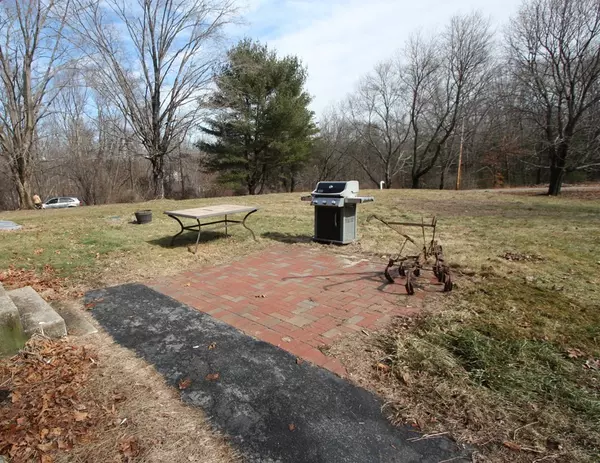 Millville, MA 01529,26 Summit St