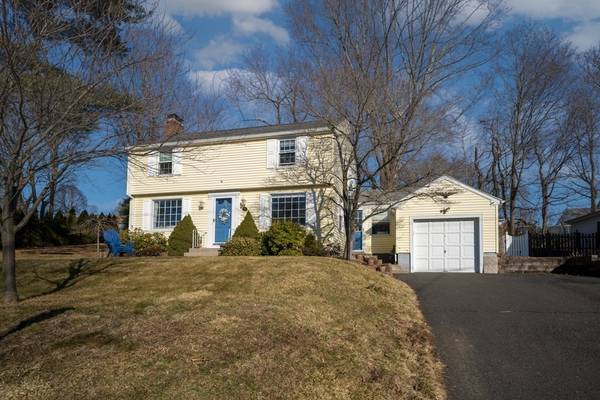 West Springfield, MA 01089,52 Upper Beverly Hills