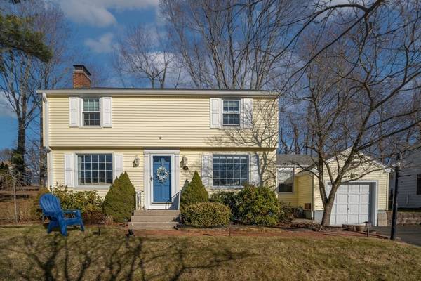 52 Upper Beverly Hills, West Springfield, MA 01089