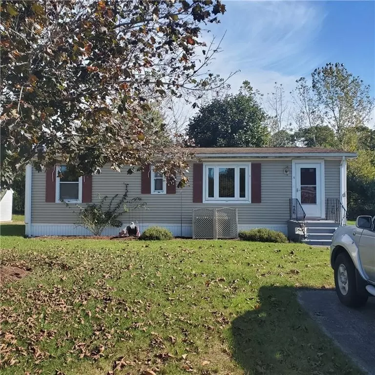 Attleboro, MA 02703,11 Castle Road #127