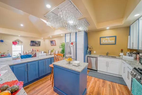 571 4th St., Fall River, MA 02721