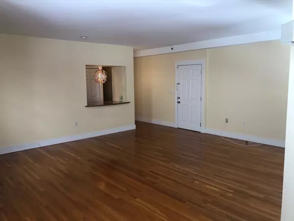 Boston, MA 02116,80 Broadway St #2-a