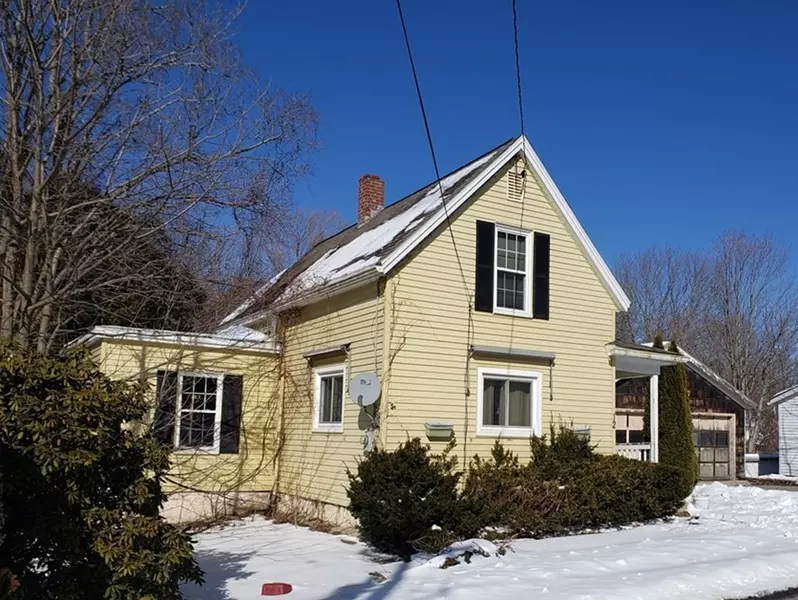 12 Warren St, North Brookfield, MA 01535