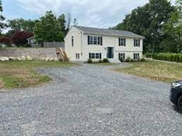 35 Forge Rd, Freetown, MA 02702