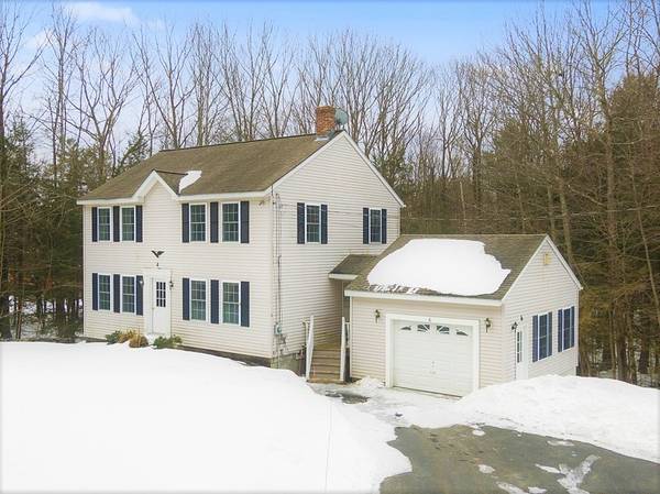 6 Northern Heights Dr, Winchendon, MA 01475