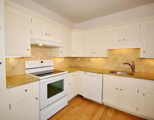 Concord, MA 01742,100 Keyes Rd #222