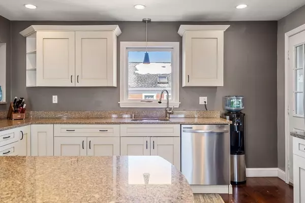 Topsfield, MA 01983,19 Grove St