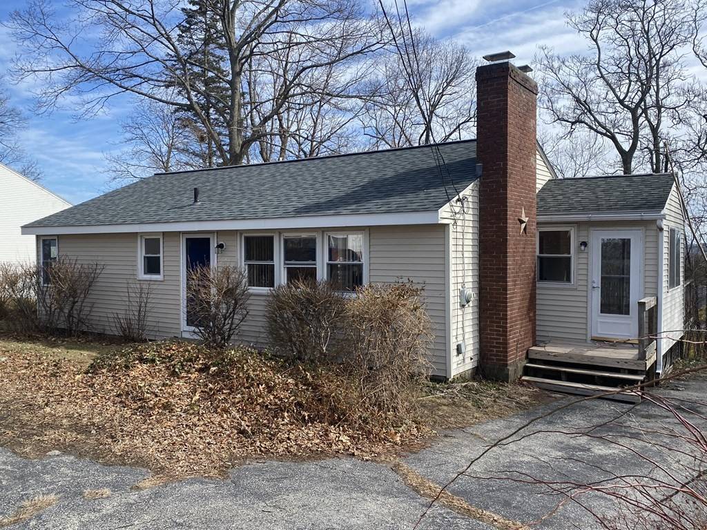 44 Crest Cir, Worcester, MA 01603