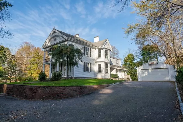 Sherborn, MA 01770,31 South Main Street