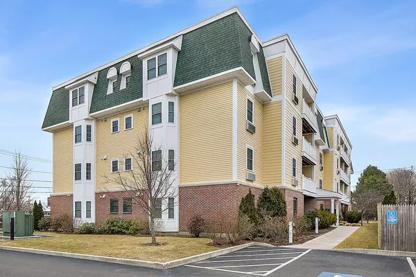 39 Fayette St #403, Quincy, MA 02171