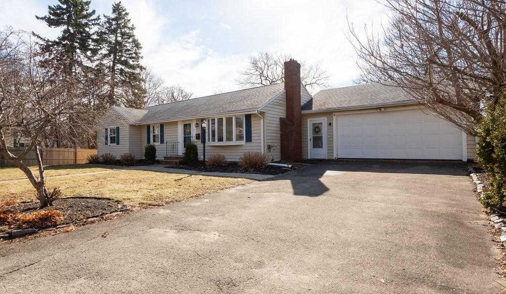 Beverly, MA 01915,27 Albany Circle