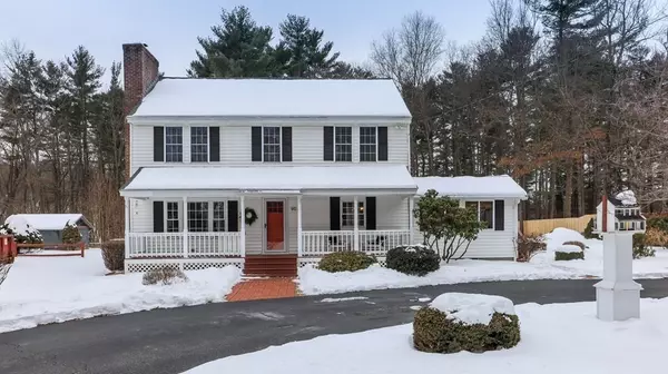 90 Dunstable Rd, Westford, MA 01886