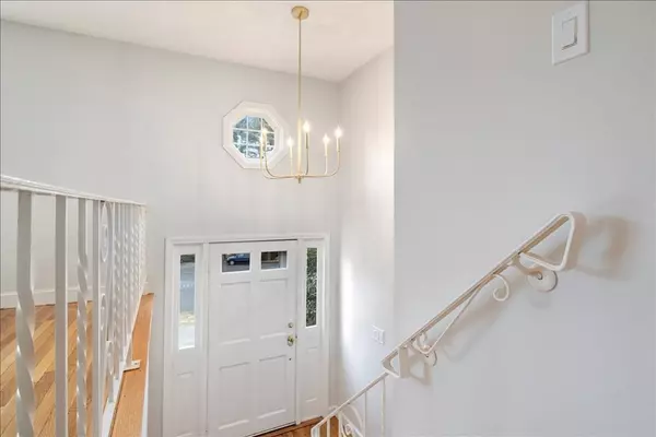 Westwood, MA 02090,47 Crystal Hill Ter