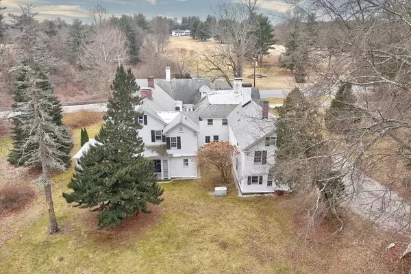 Great Barrington, MA 01230,684 South Egremont Rd